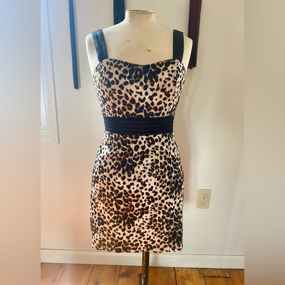 Forever 21 leopard print wiggle dress size S pinup animal print pencil dress